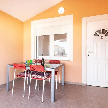 Lovely In With Kitchen *